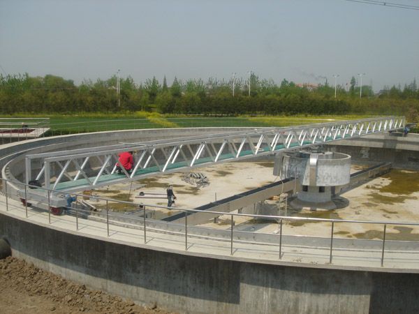 刮泥機(jī)